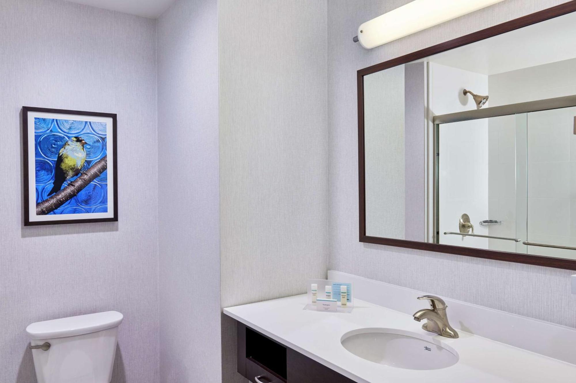 Hampton Inn & Suites Teaneck/Glenpointe Exteriér fotografie