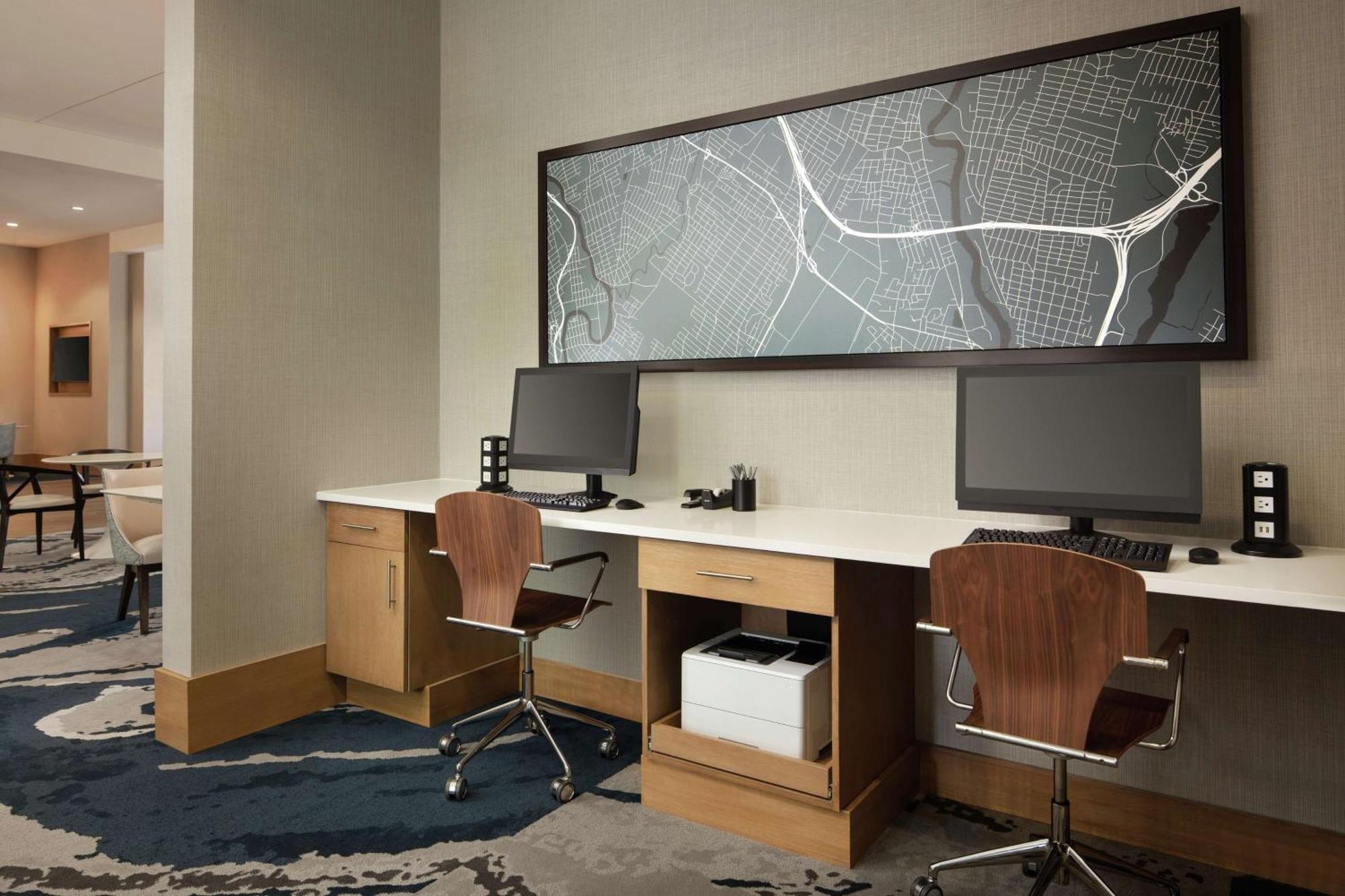 Hampton Inn & Suites Teaneck/Glenpointe Exteriér fotografie