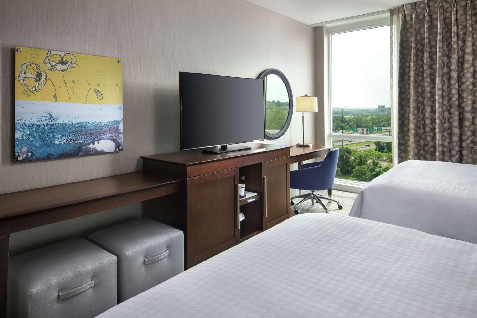 Hampton Inn & Suites Teaneck/Glenpointe Exteriér fotografie