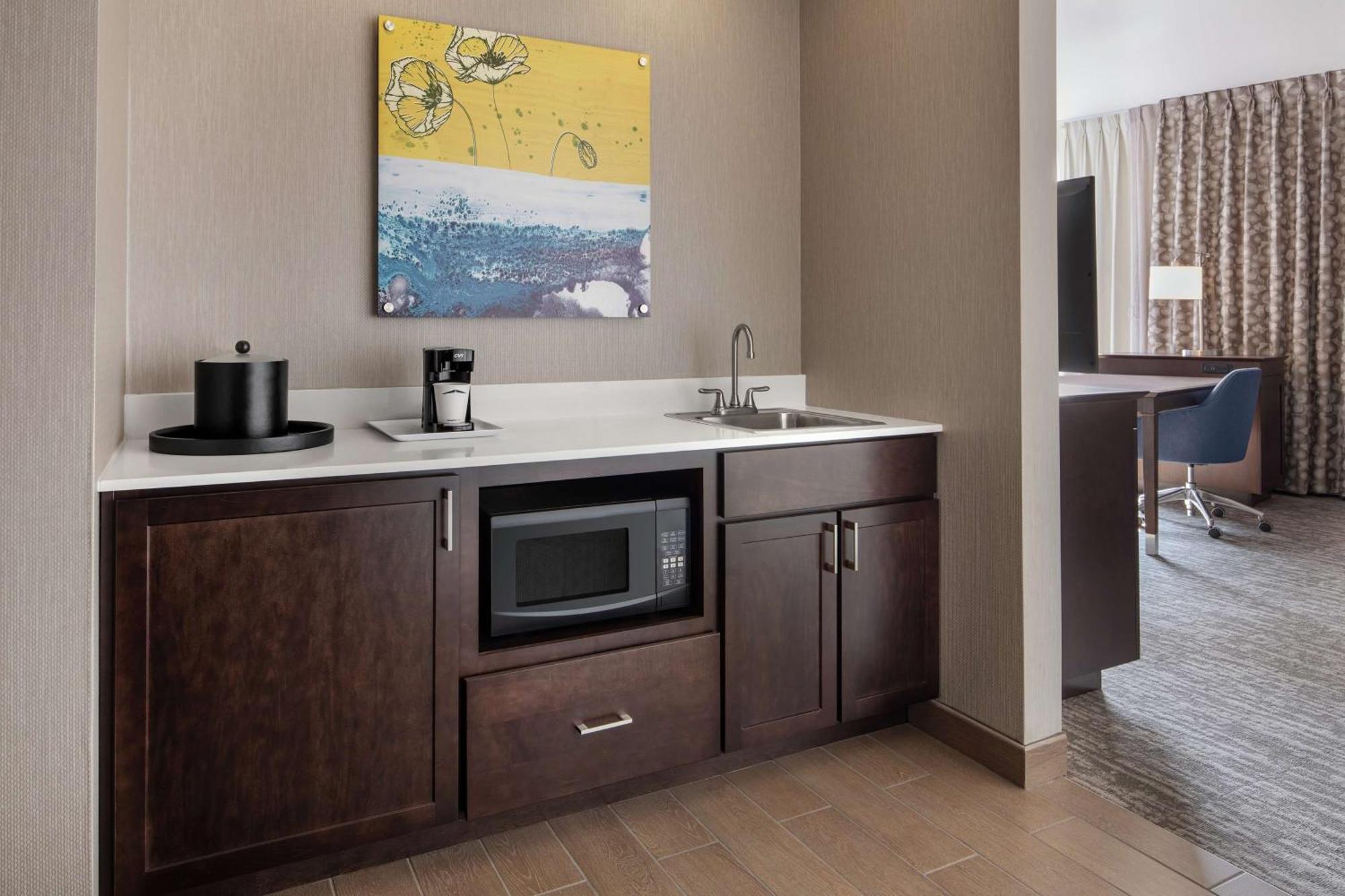 Hampton Inn & Suites Teaneck/Glenpointe Exteriér fotografie