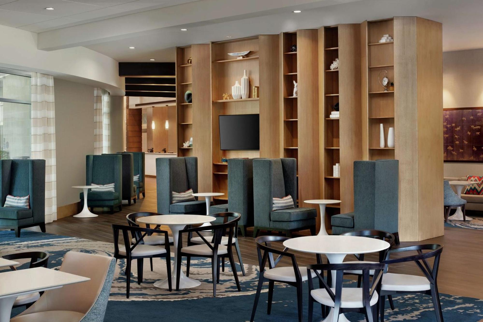 Hampton Inn & Suites Teaneck/Glenpointe Exteriér fotografie